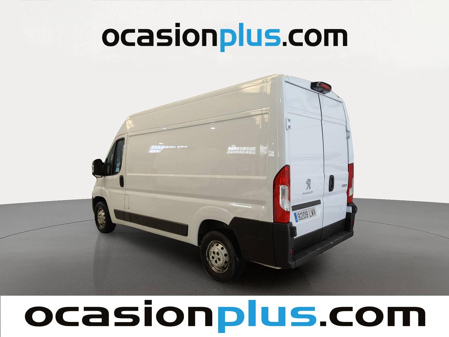 Foto trasera Peugeot Boxer Peugeot Boxer Furgon BlueHDi 140 S&S Pack 335 L2H2 (140 CV) izquierda