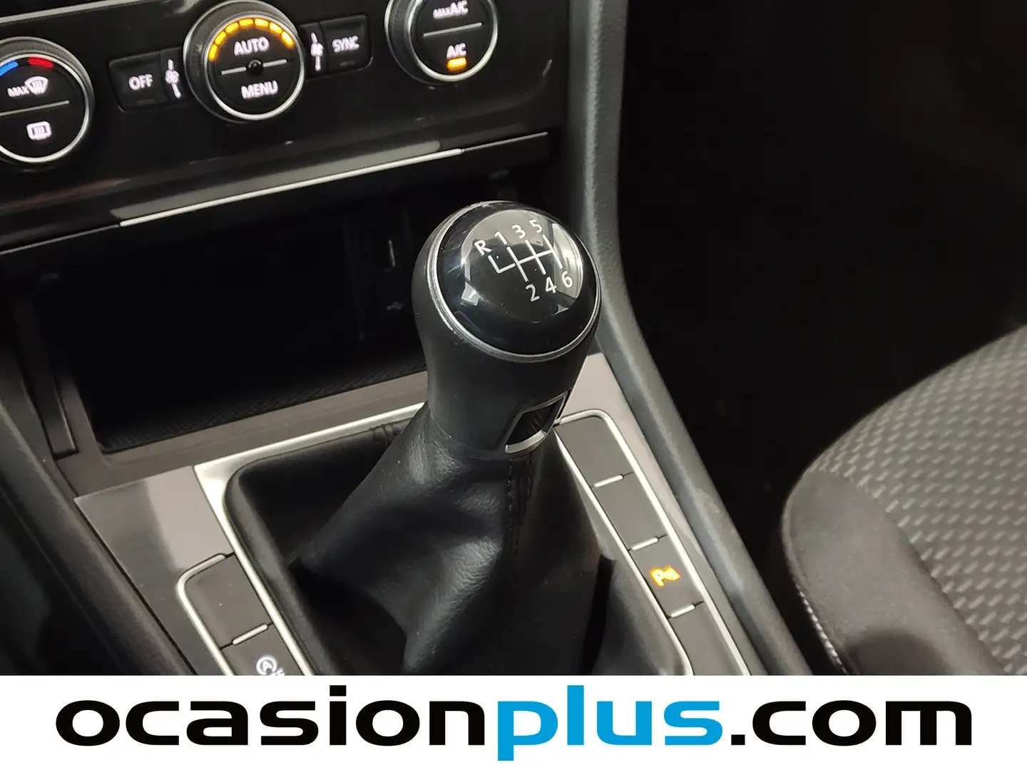 Foto Volkswagen Golf Volkswagen Golf Last Edition 1.0 TSI (115 CV)