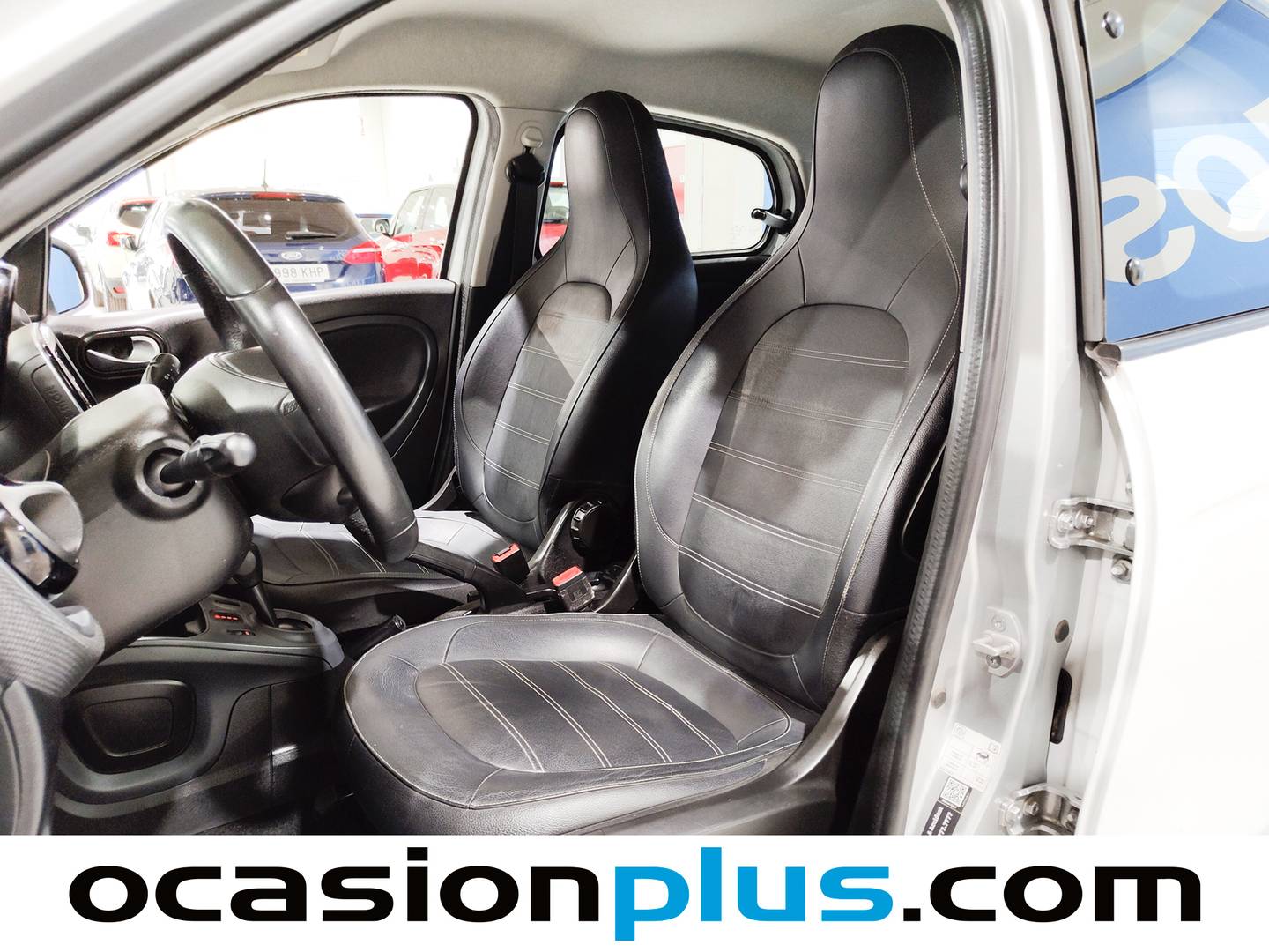 Foto asientos delanteros Smart forfour Smart ForFour EQ electric drive (82 CV)