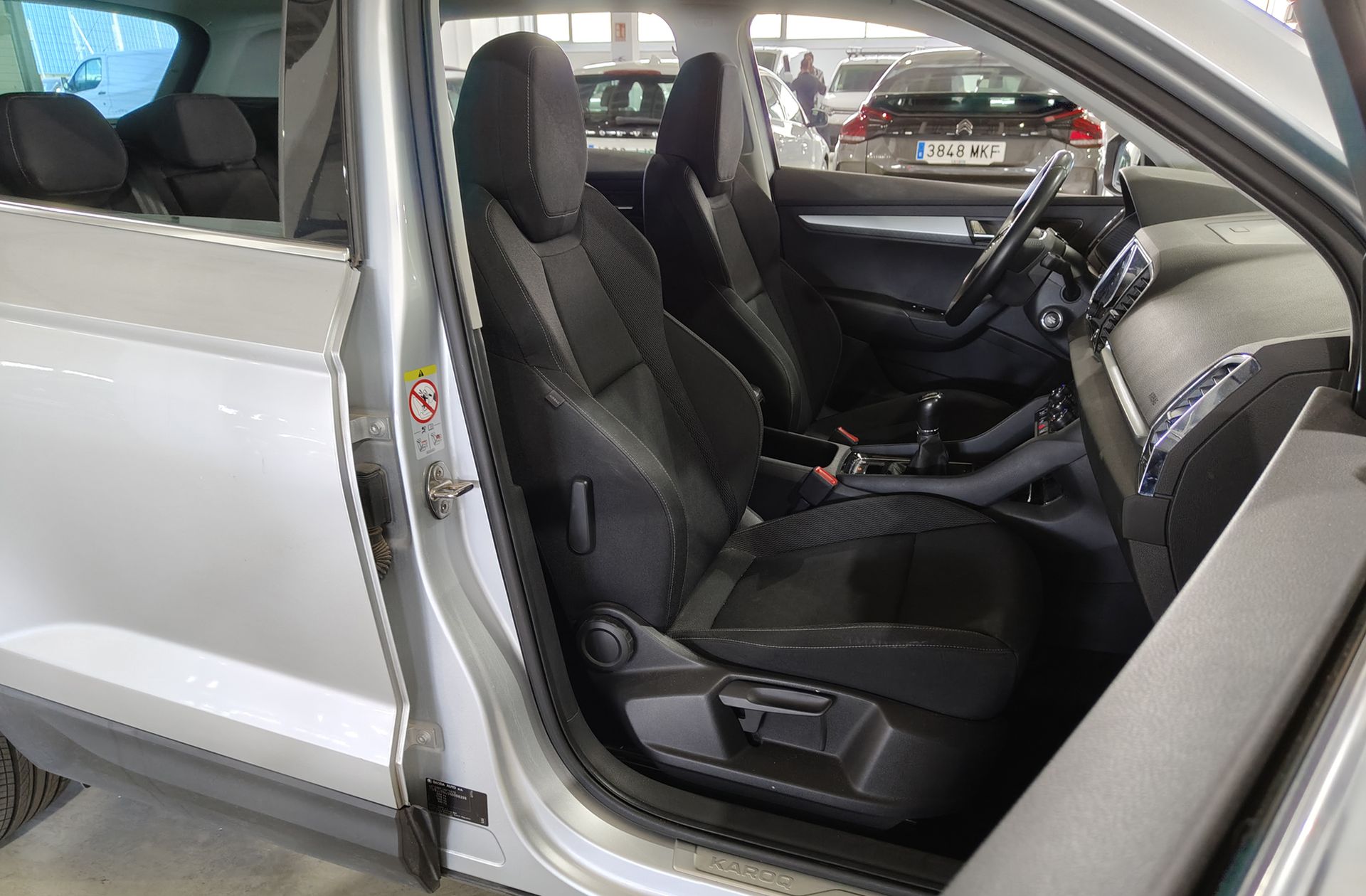 Škoda Karoq 2.0 TDI Ambition - foto 18
