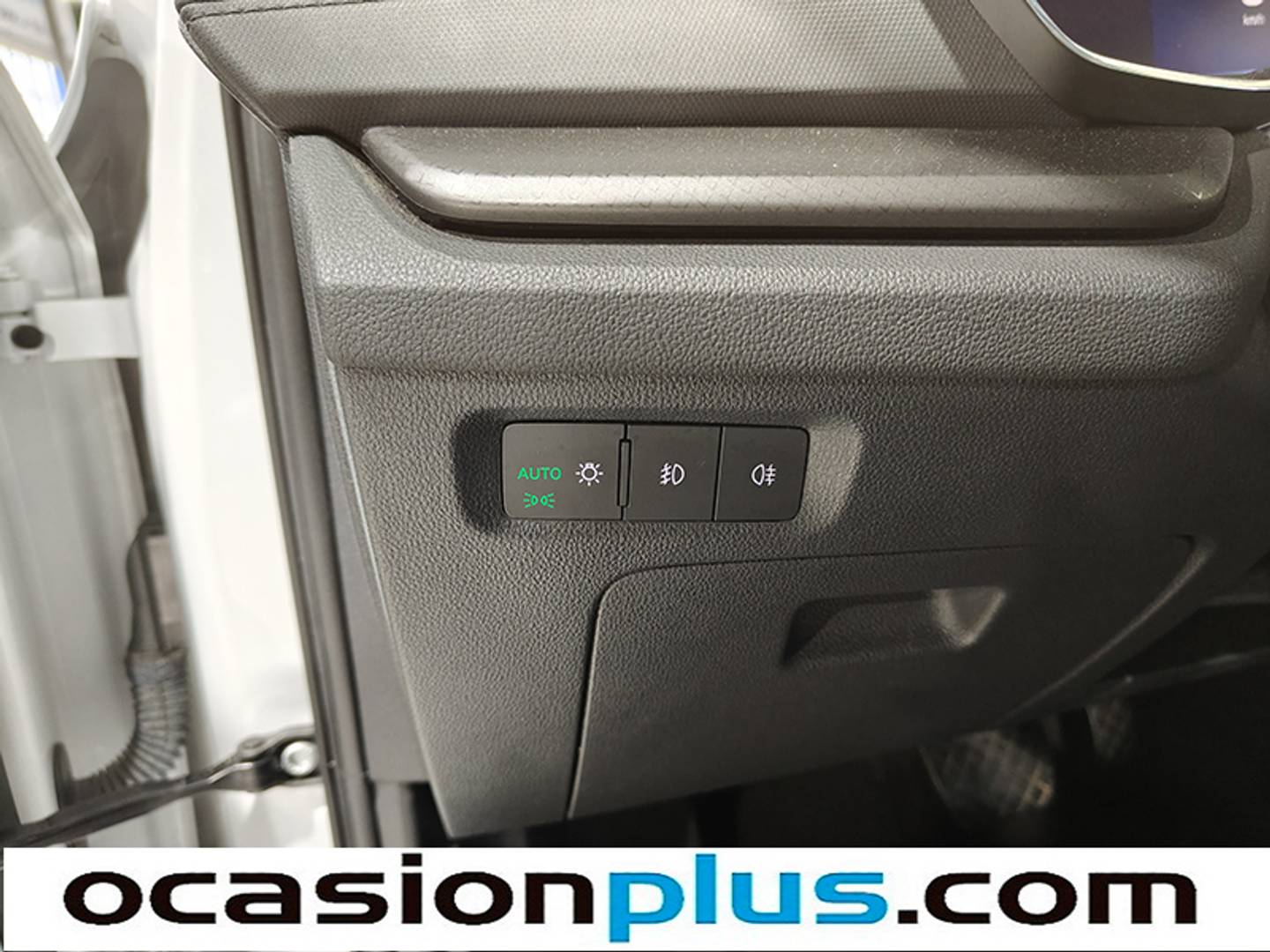 Foto Skoda Octavia Skoda Octavia 1.0 TSI mHEV Ambition DSG (110 CV)