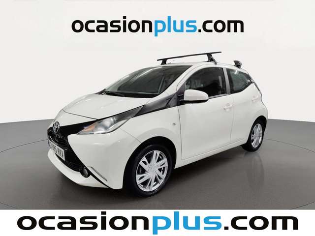 Toyota Aygo 1.0 70 x-play (69 CV) de segunda mano