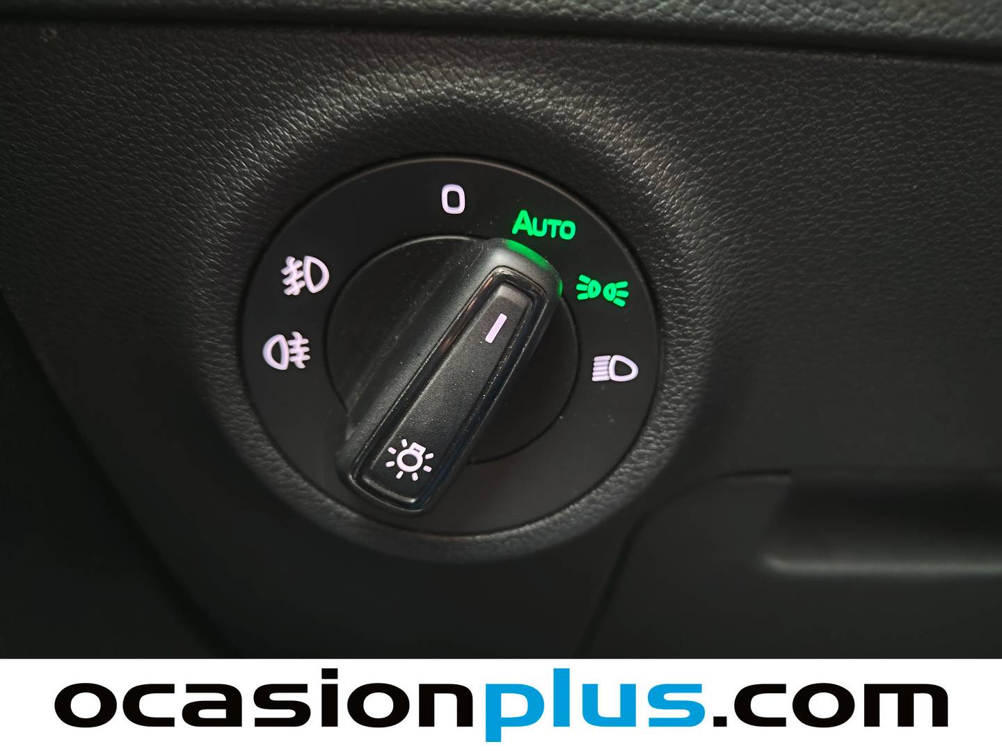 Equipamiento del Skoda Karoq Skoda Karoq 1.0 TSI Ambition (115 CV)