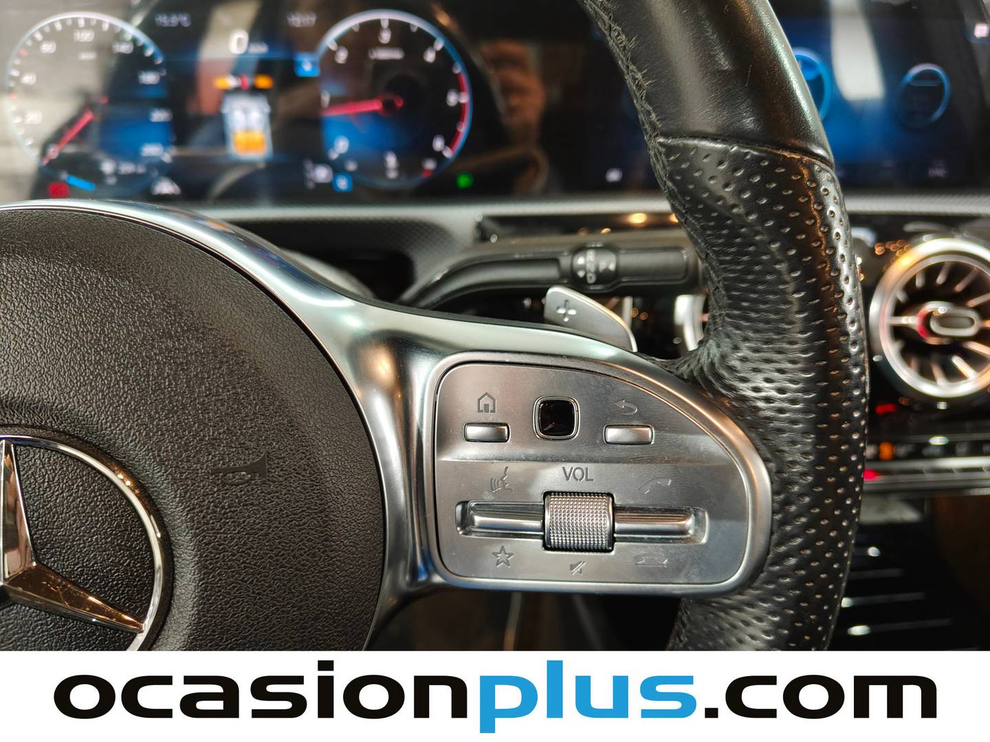 Mercedes Clase A Mercedes-Benz Clase A 180 d  (116 CV) Pack AMG al mejor precio