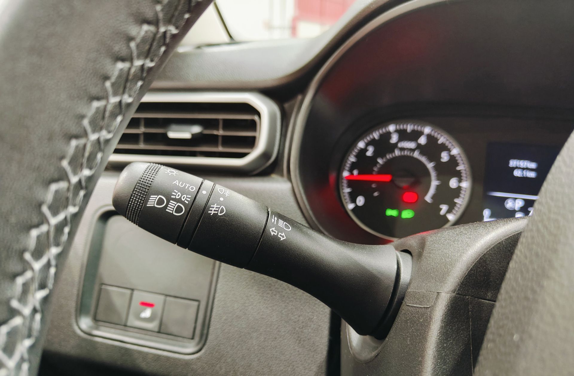 Dacia Duster Journey Go TCe EDC - foto 24