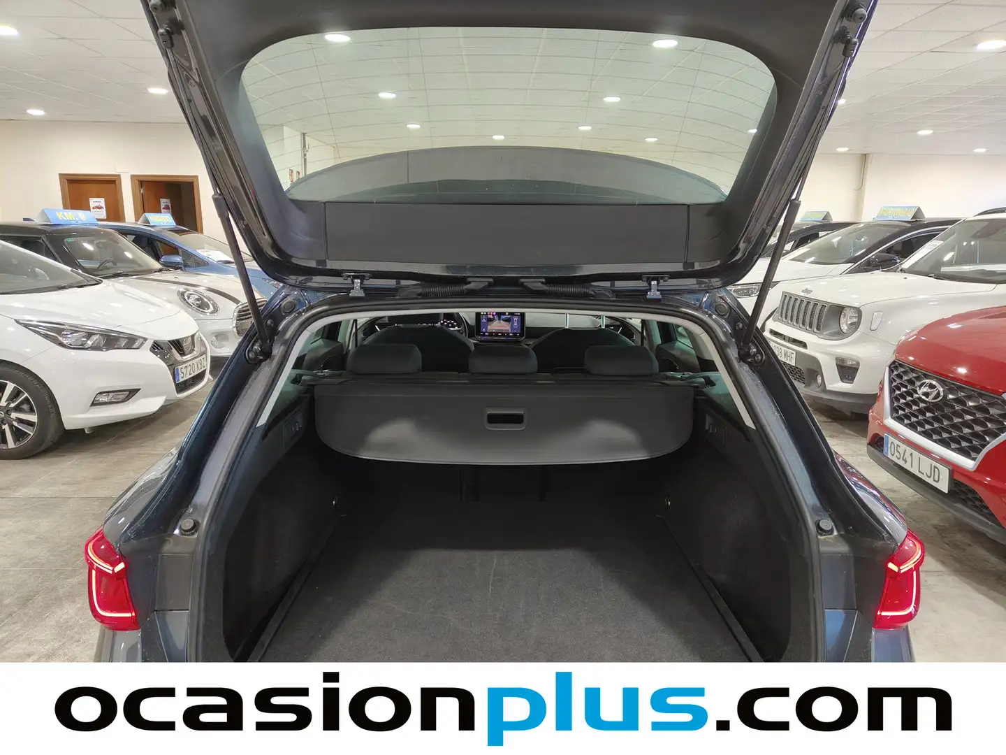 Foto Seat León SEAT León ST ST 1.5 TSI Style 25 Aniversario (115 CV)