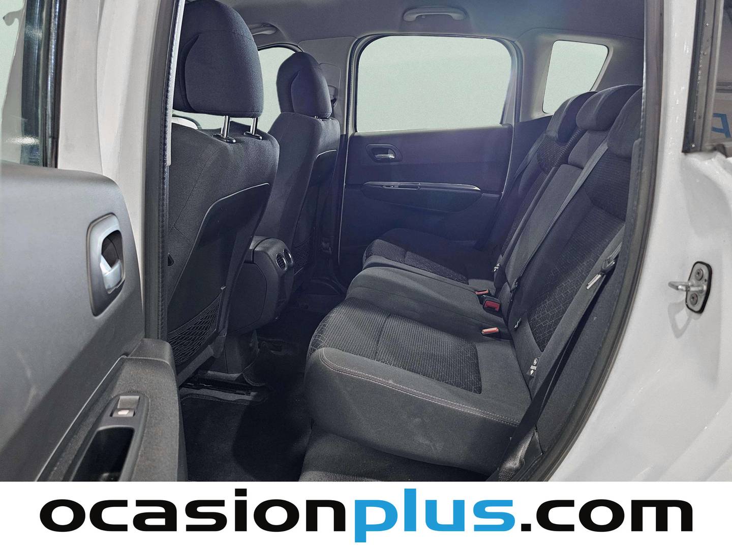 Foto asientos traseros Peugeot 3008 Peugeot 3008 1.6 HDI Active FAP (115 CV)