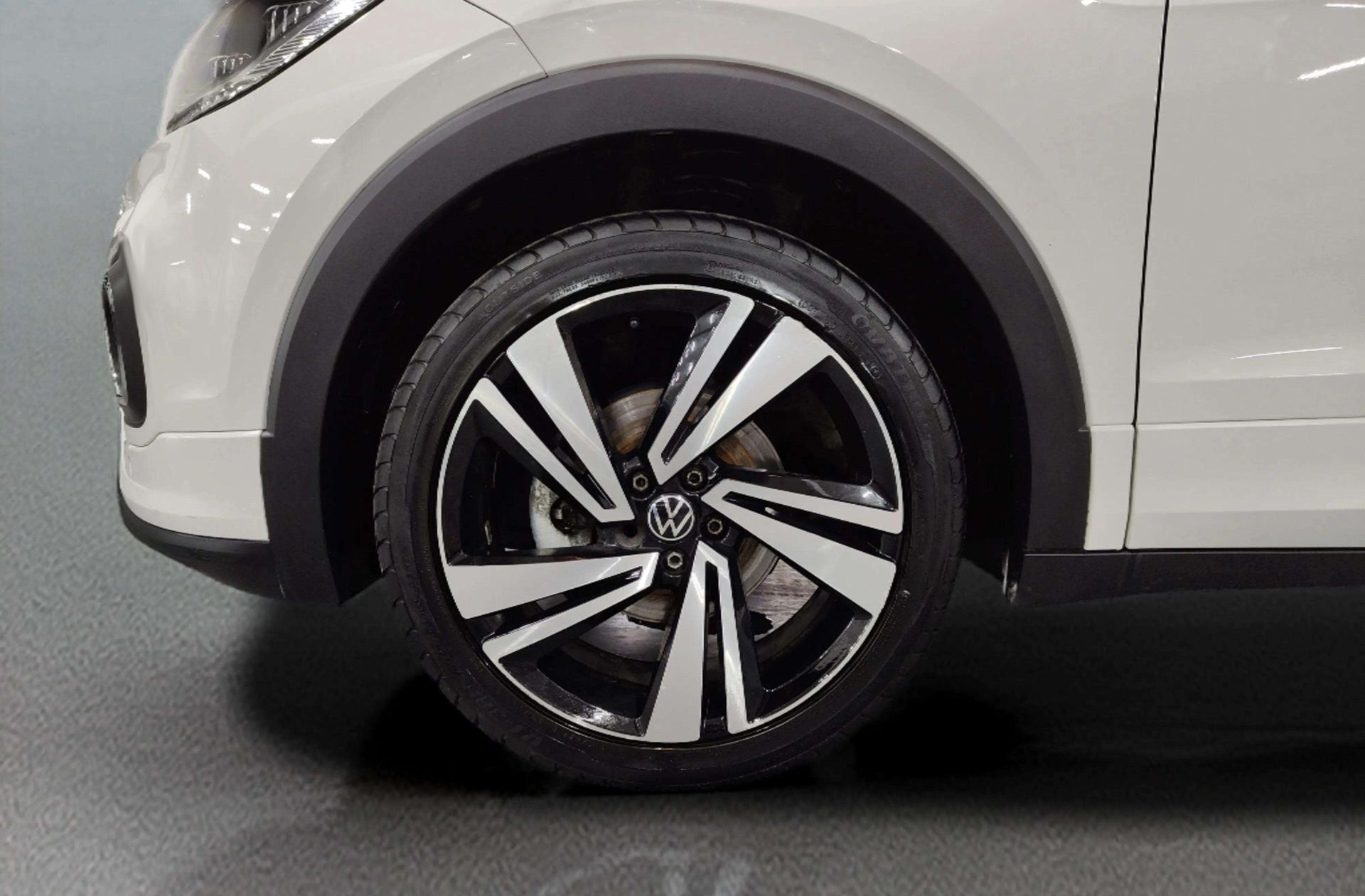 Volkswagen T-Cross Sport 1.5 TSI DSG Pack R-Line - foto 36
