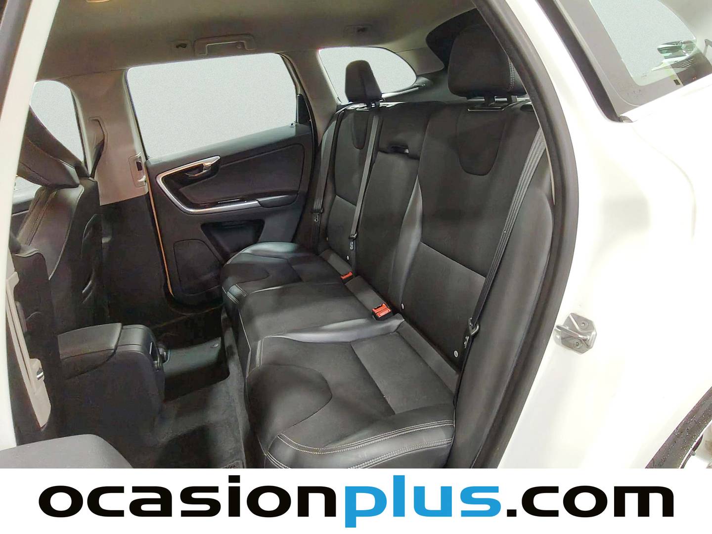 Foto asientos traseros Volvo XC60 Volvo XC60 D4 Momentum (190 CV)
