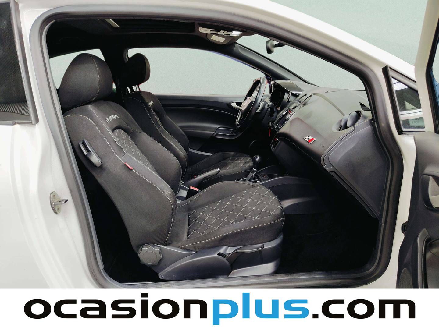 Seat Ibiza Seat Ibiza SC 1.4 TSI Cupra DSG (180 CV) gasolina