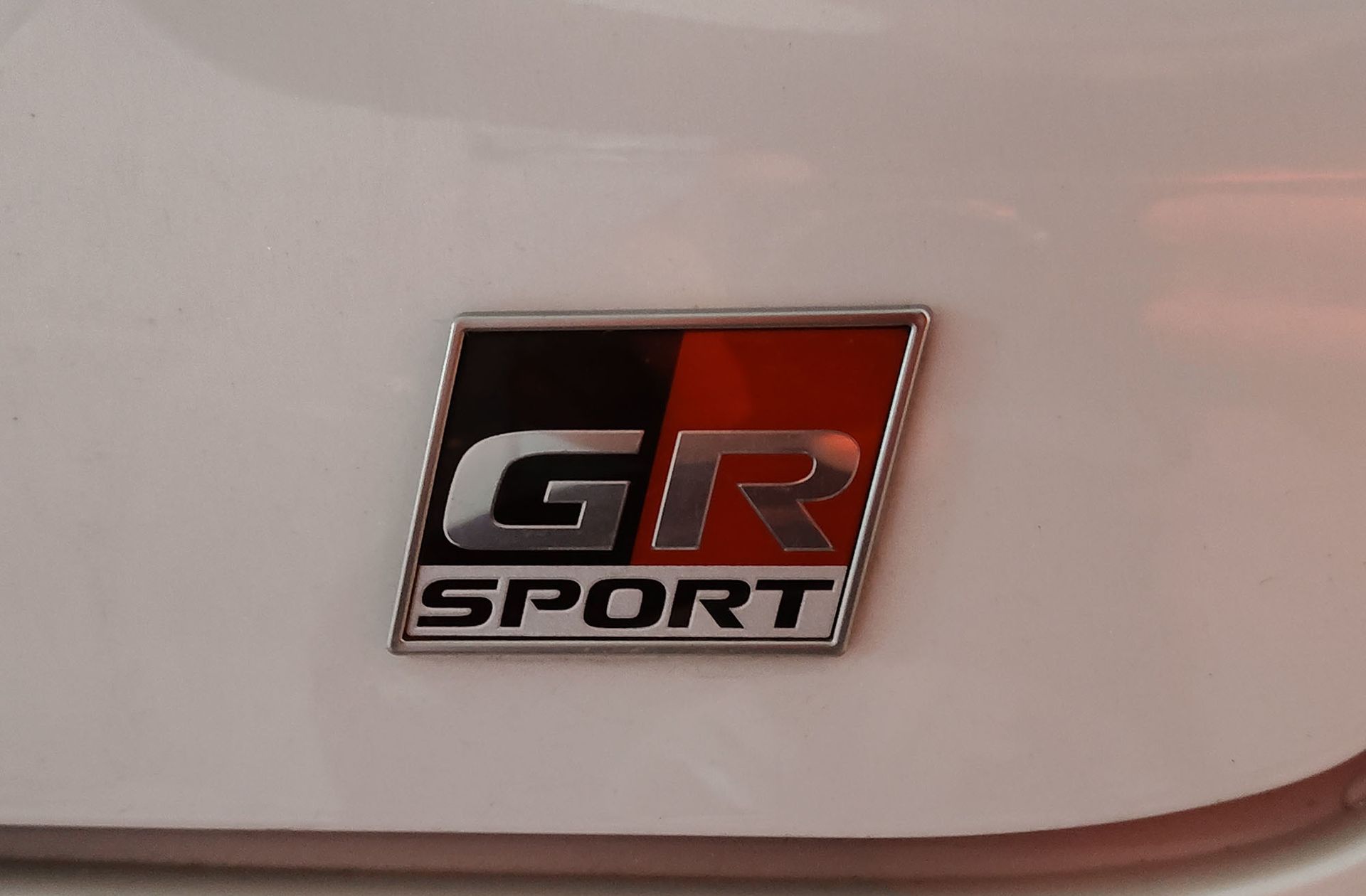 Toyota C-HR 180H GR Sport - foto 5
