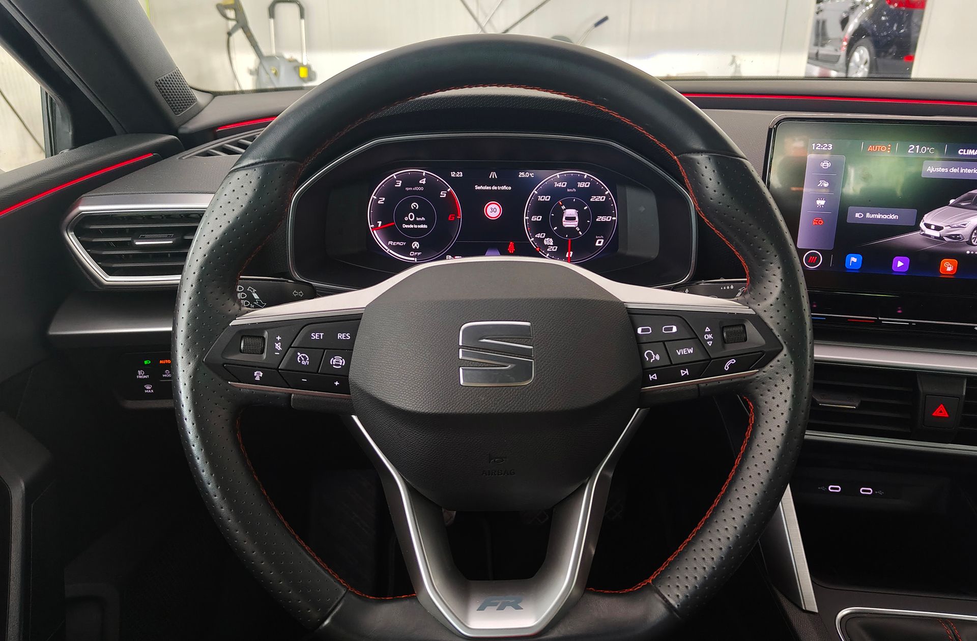 SEAT León ST 2.0 TDI FR XL - foto 26