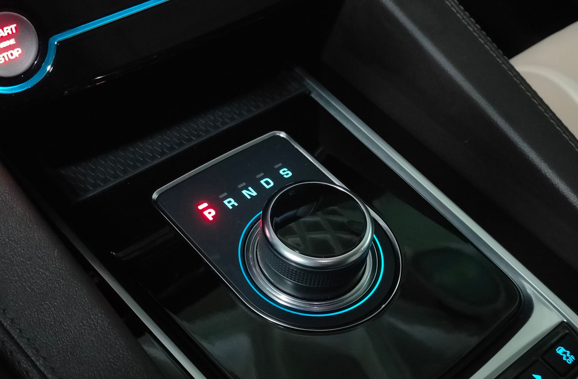 Jaguar F-Pace 2.0T i4 Prestige AWD - foto 5