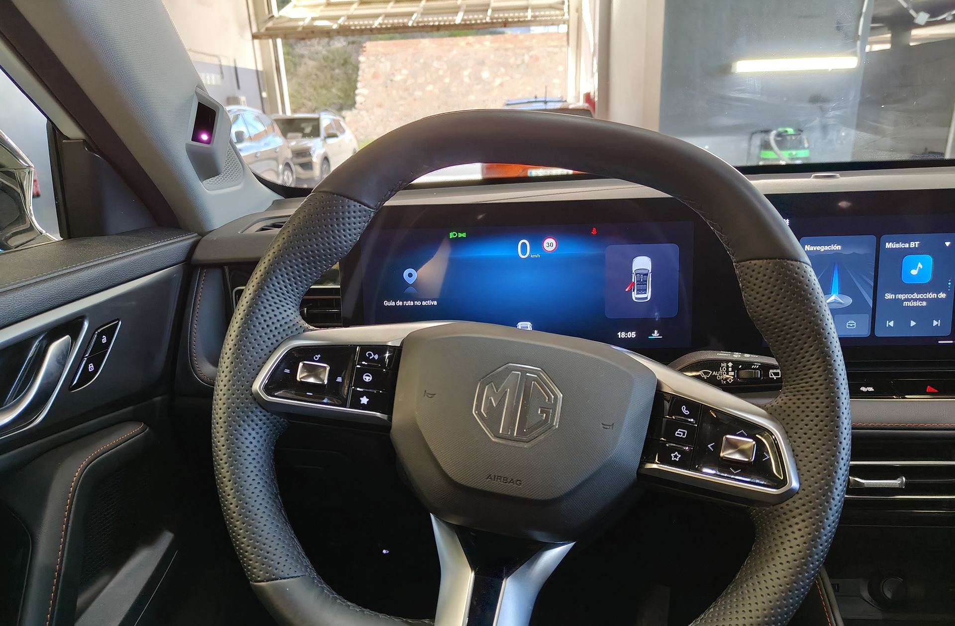 MG HS 1.5T Luxury DCT - foto 30