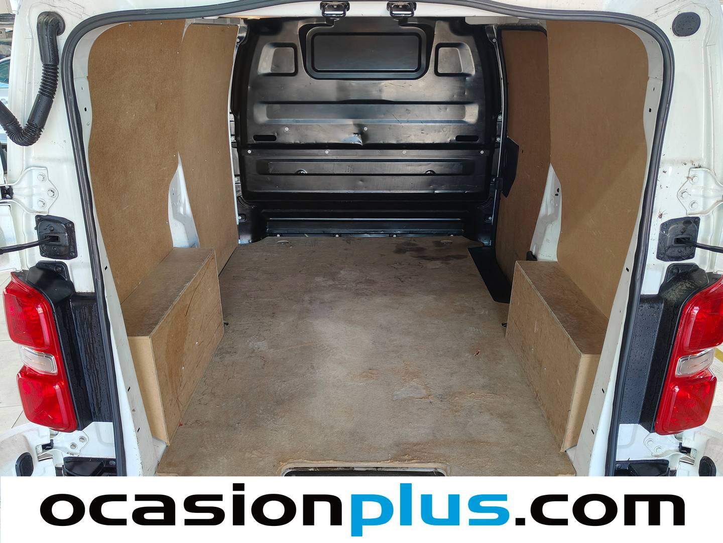 Foto asientos traseros Peugeot Expert Peugeot Expert BlueHDi 120 S&S Pro Standard (120 CV)
