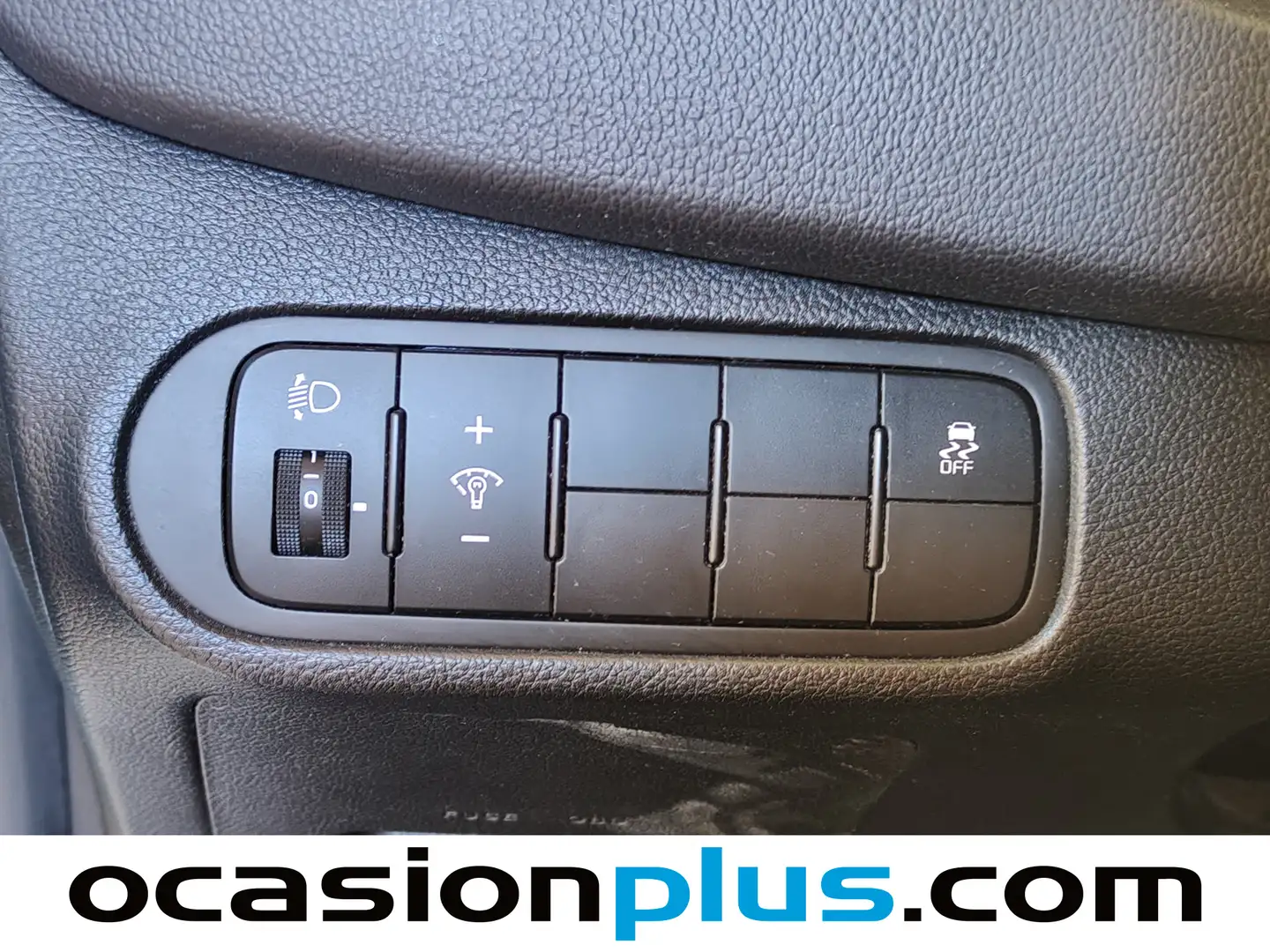 Foto KIA Carens Kia Carens 1.6 GDi Drive (135 CV)