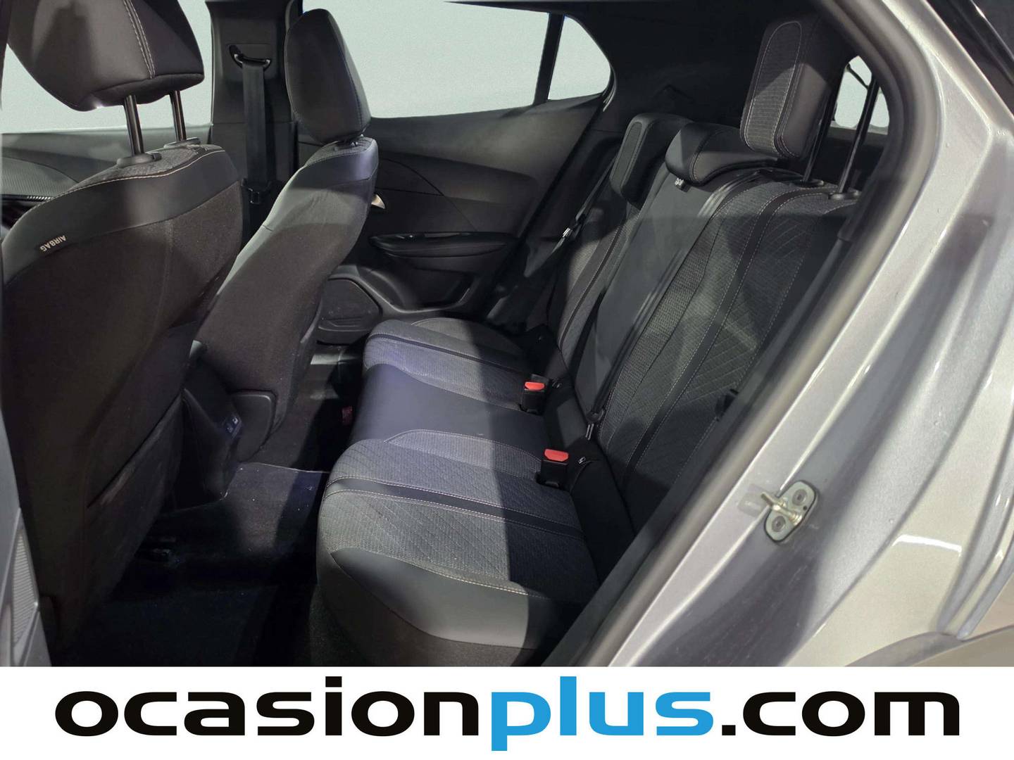Foto asientos traseros Peugeot 2008 Peugeot 2008 Allure Hybrid eDCS6 (145 CV)