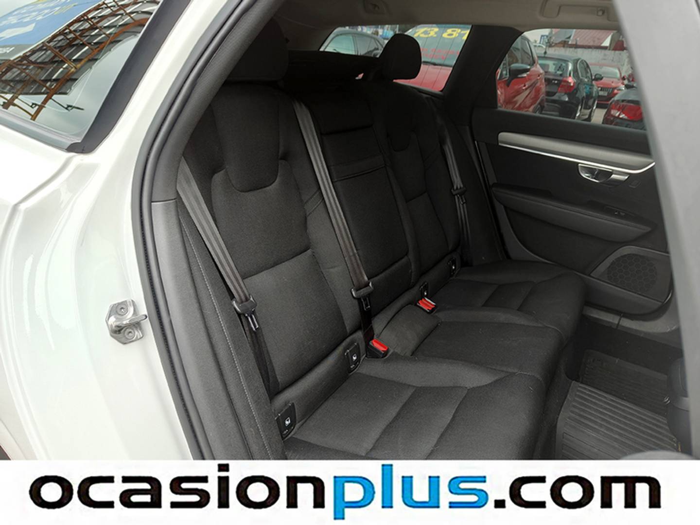 Foto Volvo V90 Volvo V90 D4 Momentum Auto (190 CV)