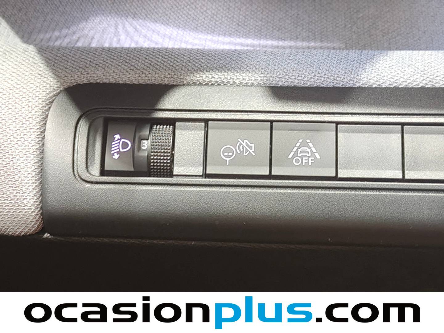 Citroën C3 Aircross Citroën C3 Aircross Hybrid 145 Plus e-DCS6 (145 CV) seminuevo
