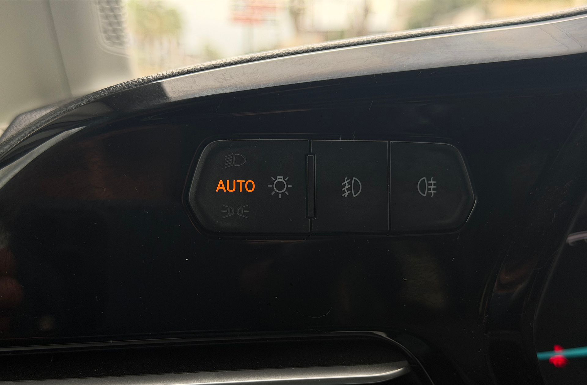 Ford Tourneo Connect 2.0 EcoBlue Titanium - foto 27