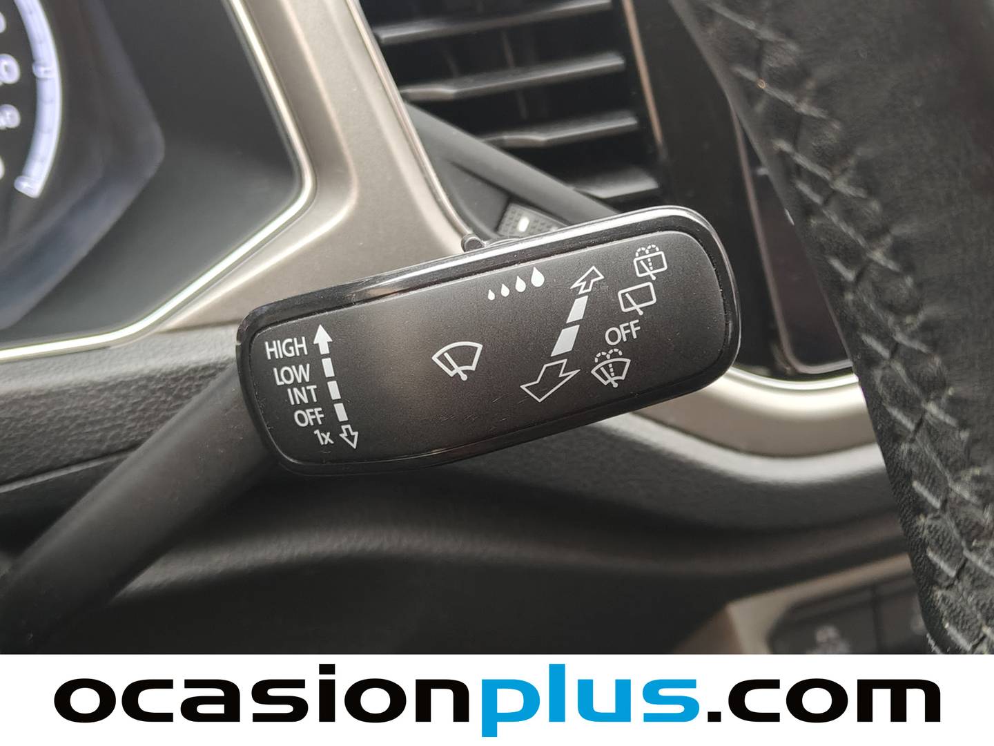 Foto Volkswagen T-Roc Volkswagen T-Roc Advance 2.0 TDI (150 CV) DSG