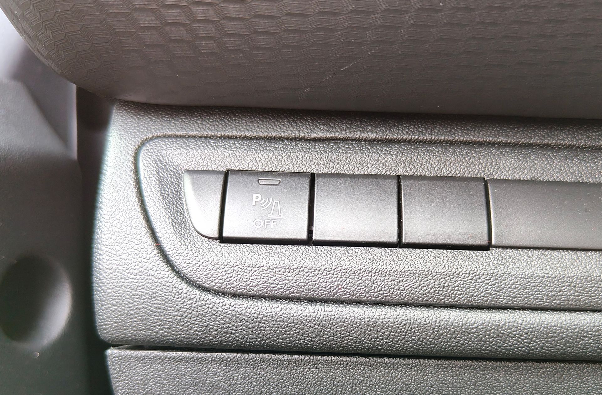 Peugeot 2008 BlueHDi 100 Style - foto 11