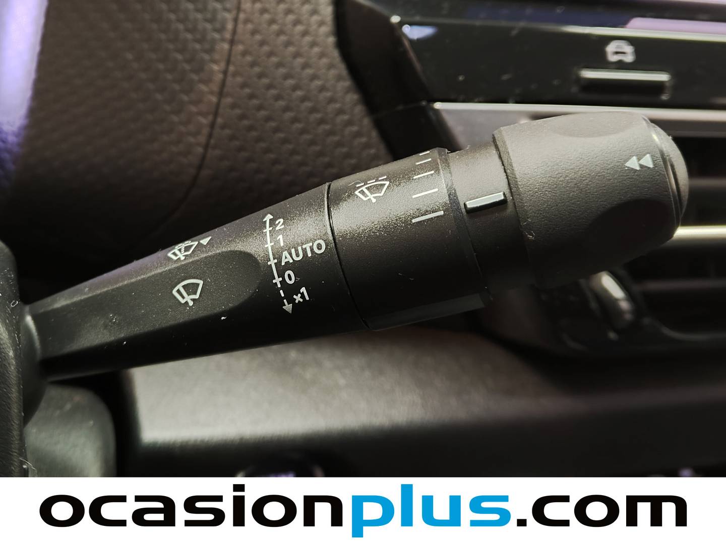 Foto Citroën C4 X Citroen C4 X 1.2 PureTech 130 S&S Shine EAT8 (131 CV)