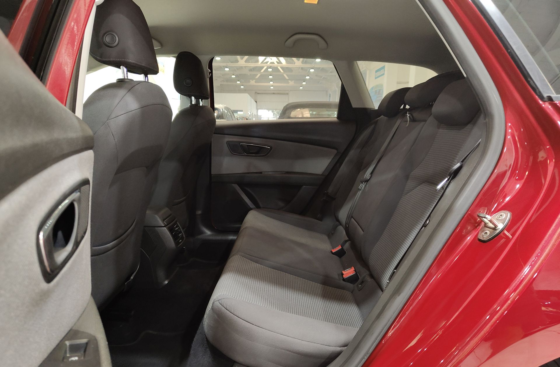 SEAT León ST 1.2 TSI Style - foto 11
