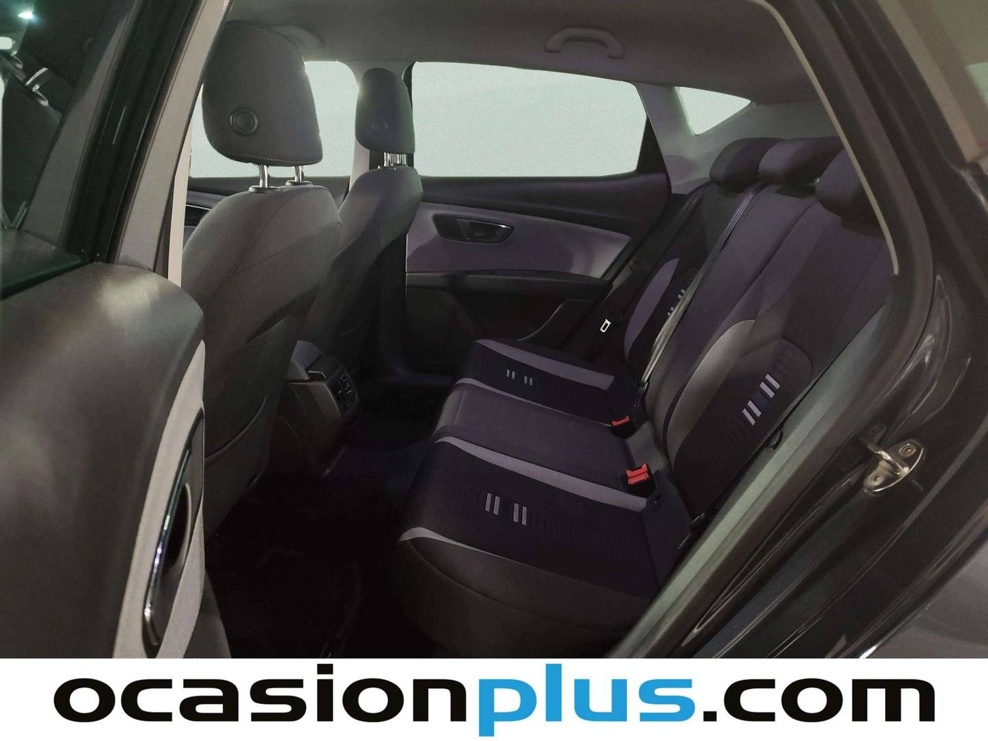 Foto asientos traseros Seat León Seat León 1.6 TDI S&S Style Visio Edition Nav (115 CV)