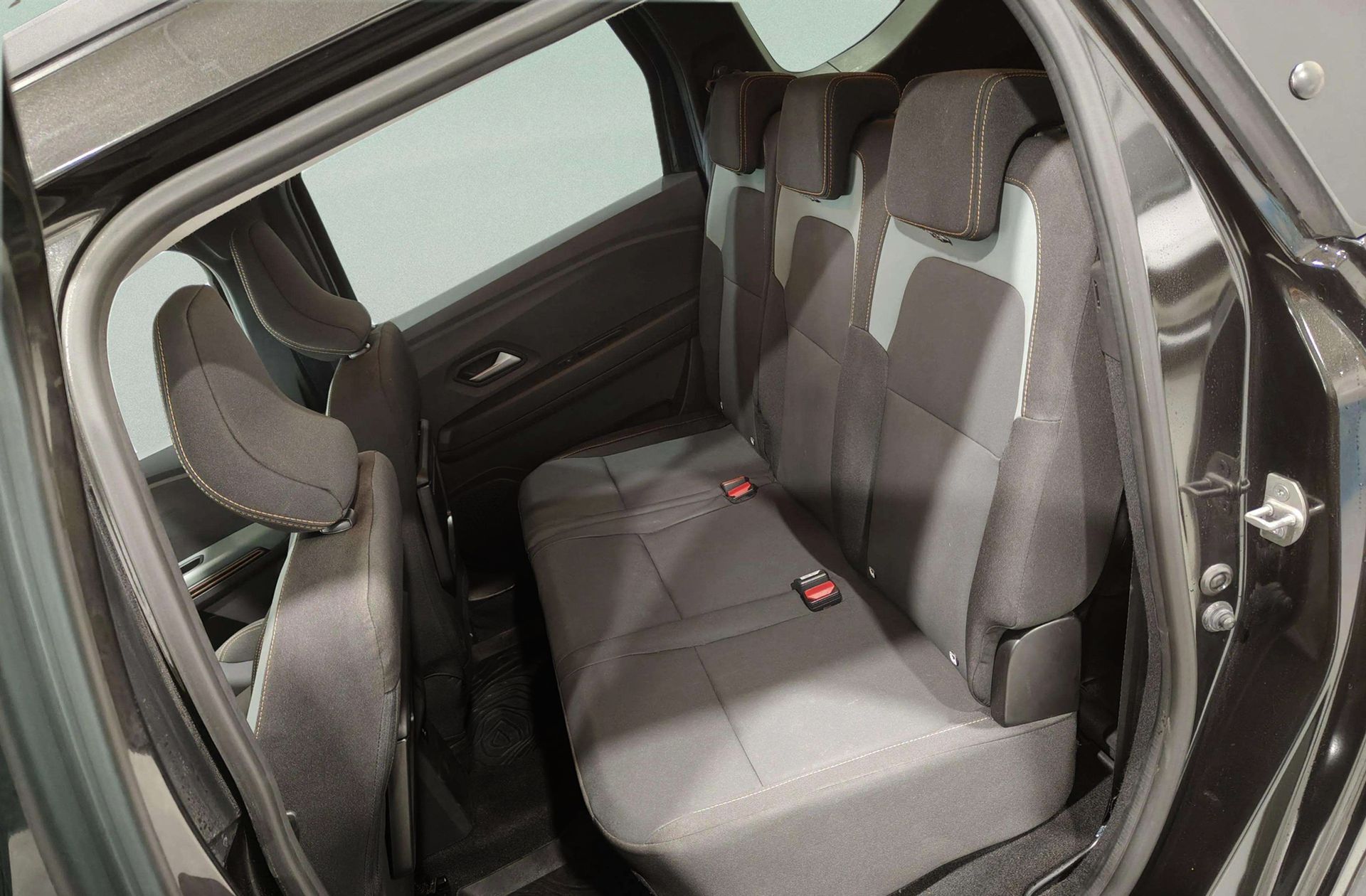 Dacia Jogger Extreme Hybrid 7 plazas - foto 13