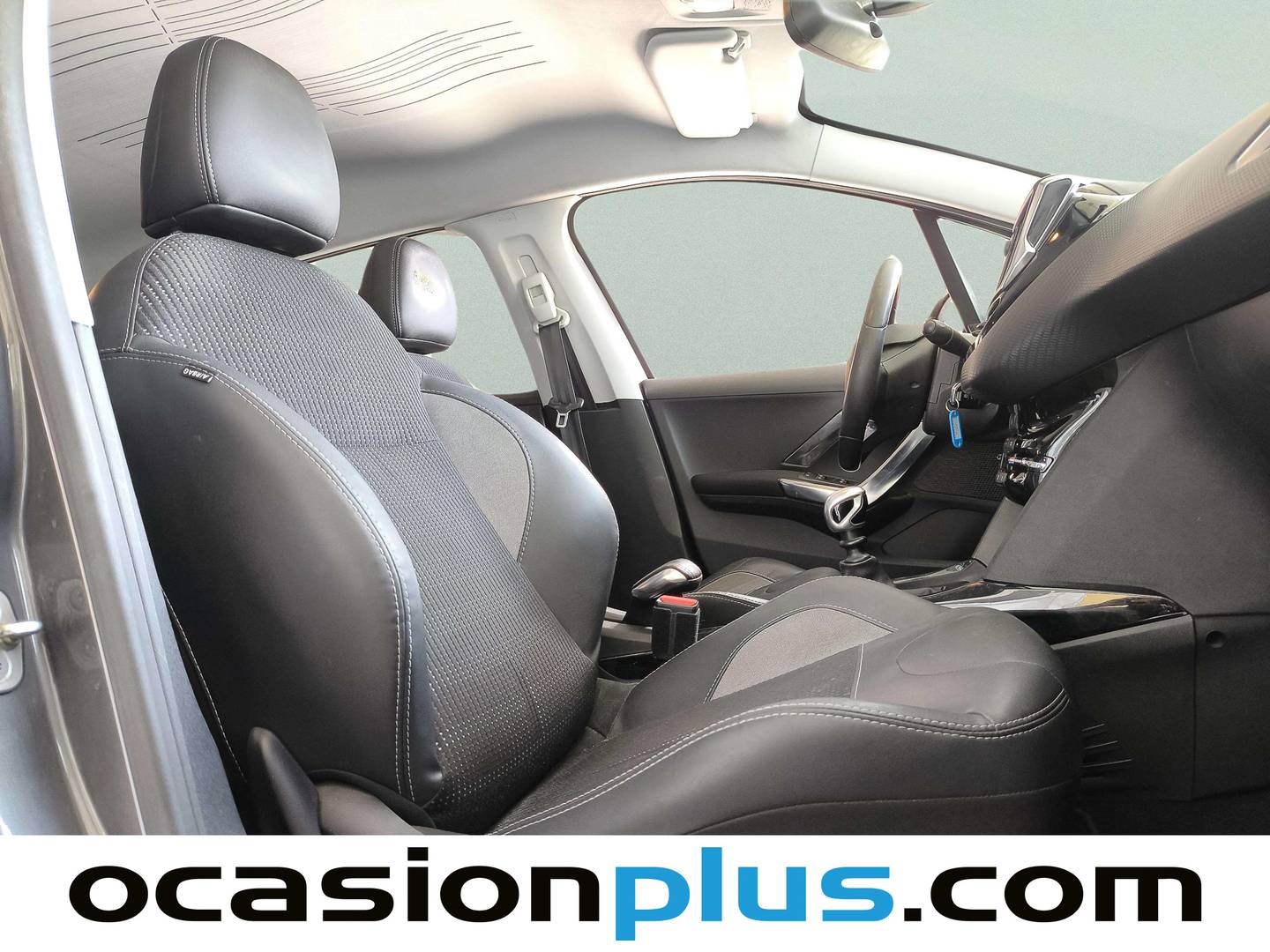 Foto asientos delanteros Peugeot 2008 Peugeot 2008 BlueHDi 120 S&S Allure (120 CV)