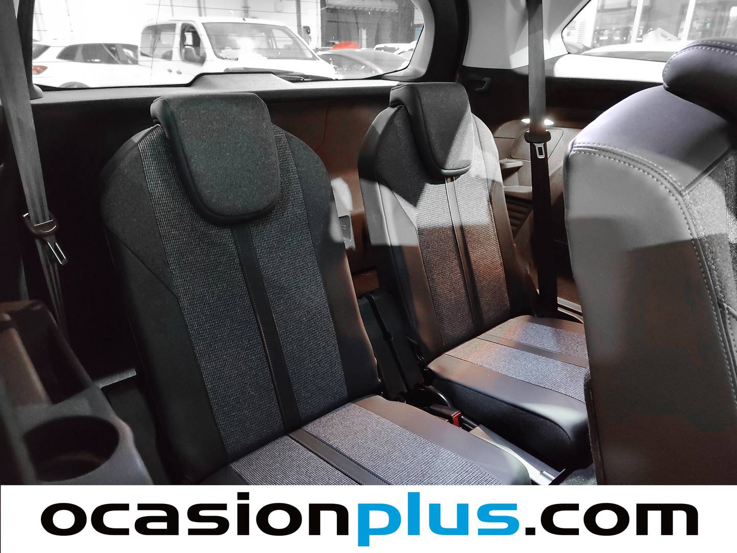 Foto Peugeot 5008 Peugeot 5008 BlueHDi 130 S&S Allure (130 CV)