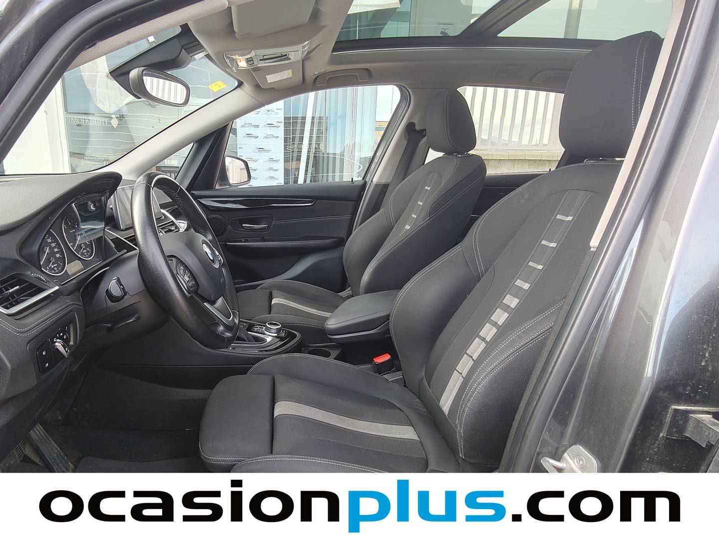 Foto asientos delanteros BMW Serie 2 Active Tourer BMW Serie 2 218d Active Tourer (150 CV)