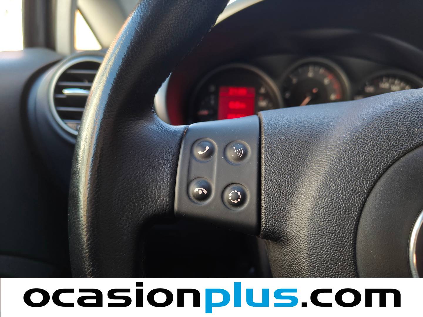 Equipamiento del Seat León Seat León 1.9 TDI Stylance (105 CV)