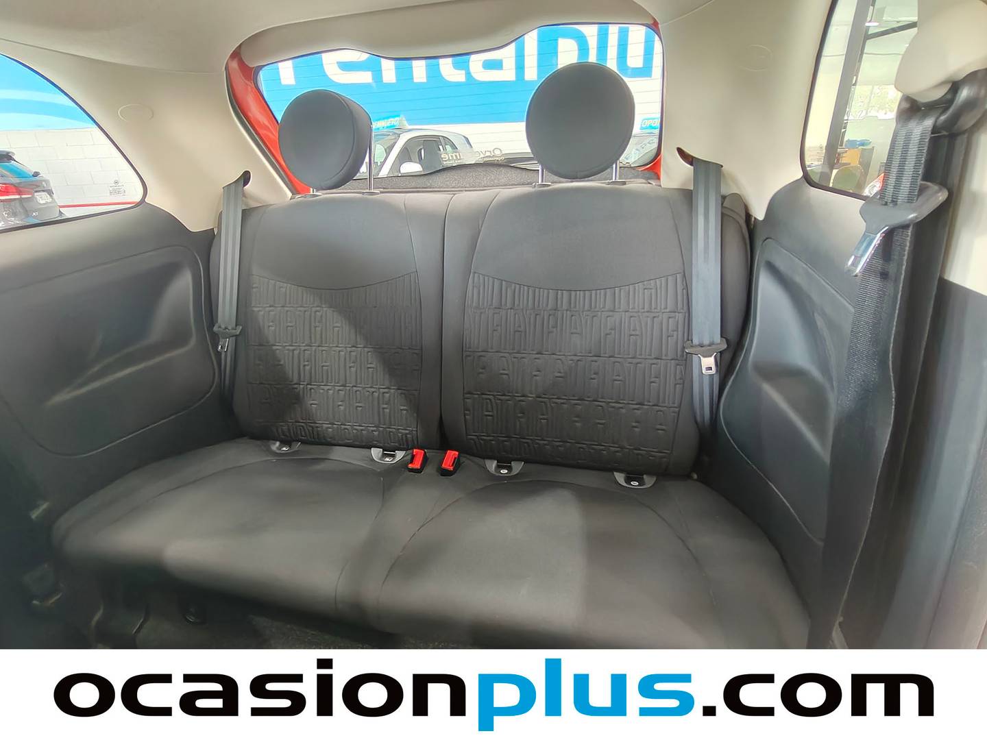 Foto asientos traseros Fiat 500 Fiat 500 1.0 Hybrid Dolcevita (70 CV)