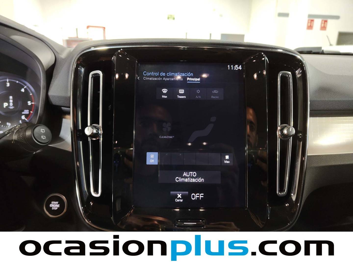 Foto Volvo XC40 Volvo XC40 D3 Momentum Pro Auto (150 CV)