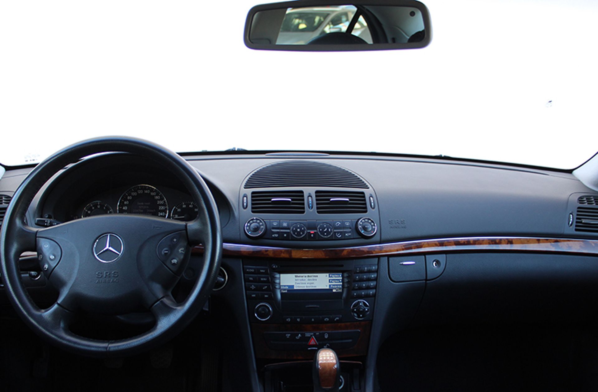 Mercedes-Benz Clase E 240 Elegance - foto 14