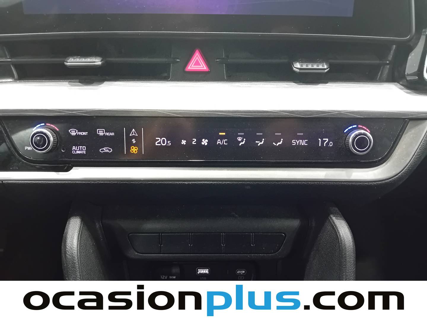 Foto KIA Sportage Kia Sportage 1.6 CRDi MHEV Business 4x2 (136 CV)