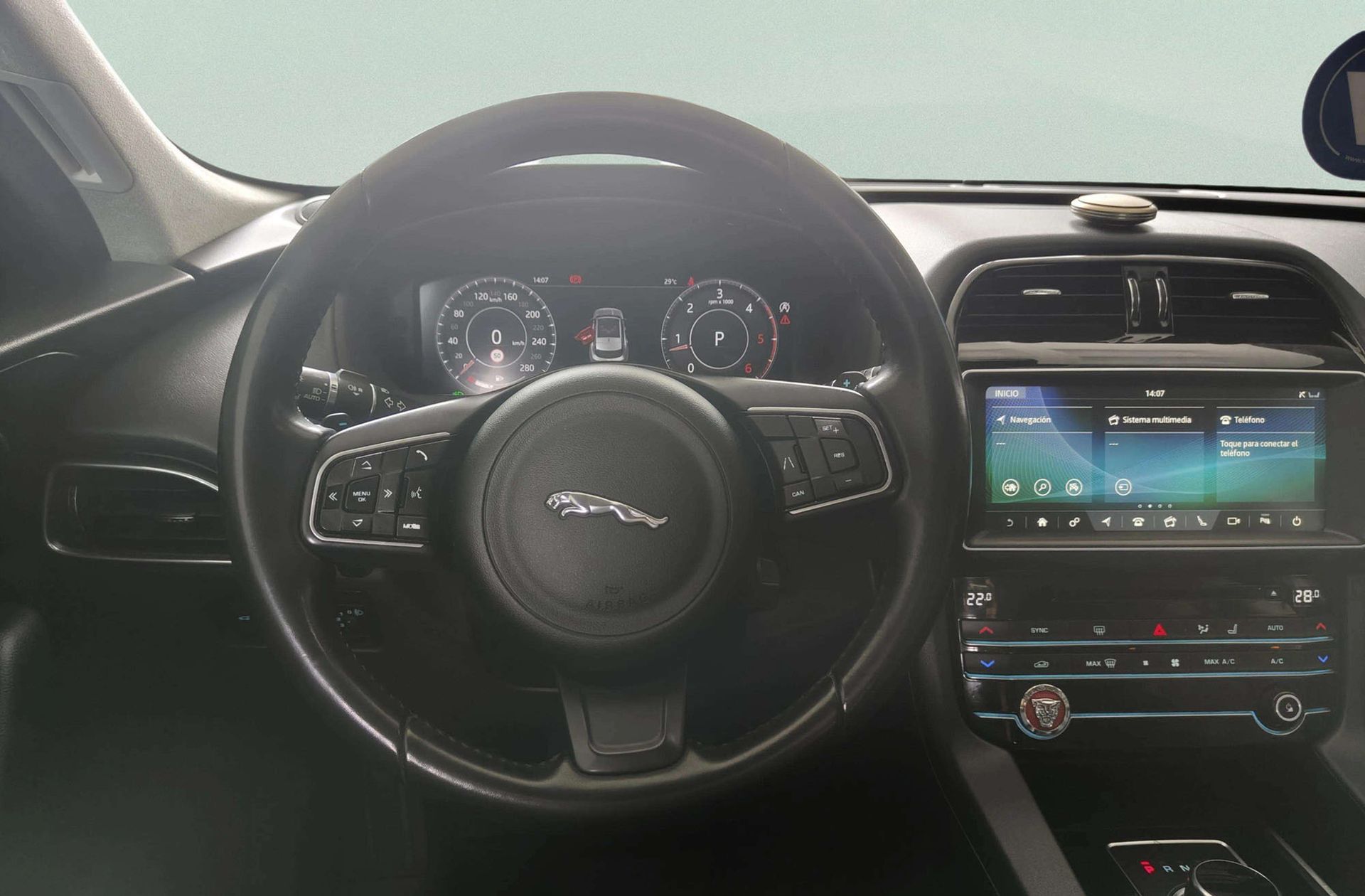 Jaguar F-Pace 2.0L i4D Pure AWD - foto 22