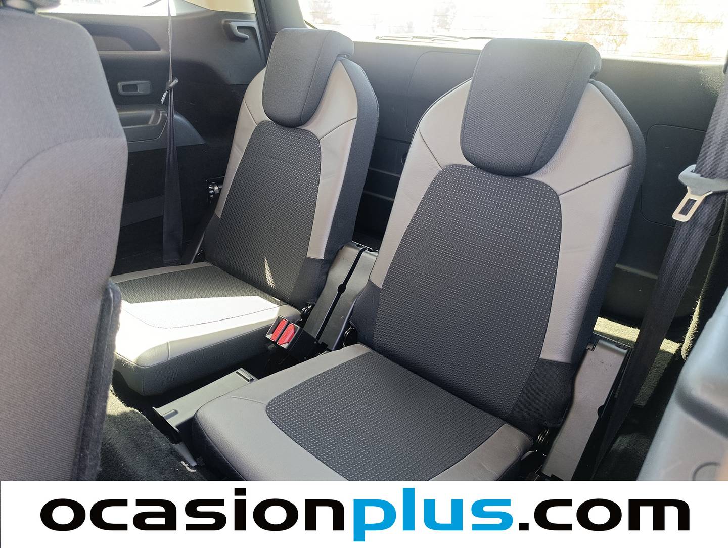 Foto asientos delanteros Citroën Grand C4 Picasso Citroën Grand C4 Picasso BlueHDi 120 Intensive Plus (120 CV) 7 Plazas