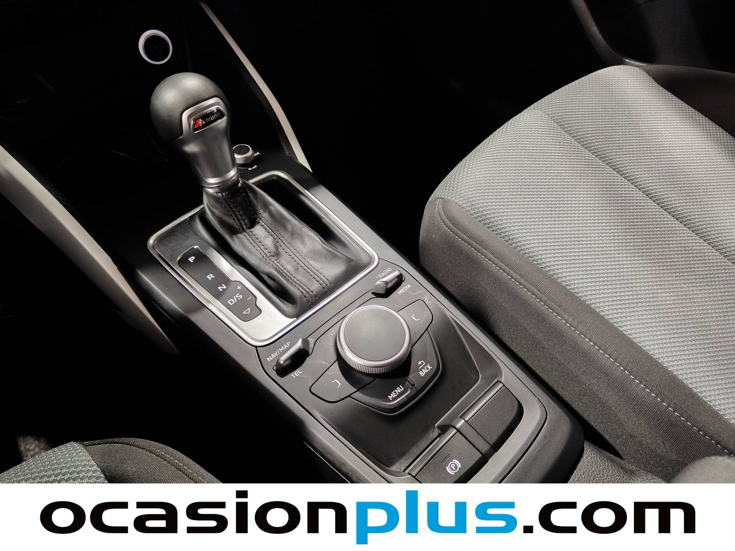 Foto Audi Q2 Audi Q2 design 35 TFSI (150 CV) S tronic