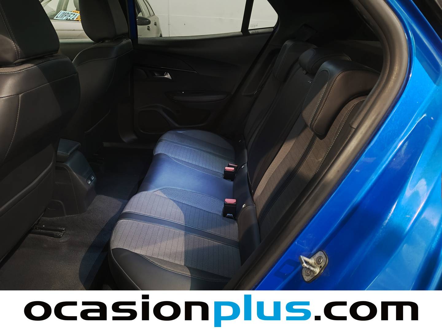 Foto Peugeot 2008 Peugeot 2008 PureTech 130 S&S Allure Pack  (130 CV)