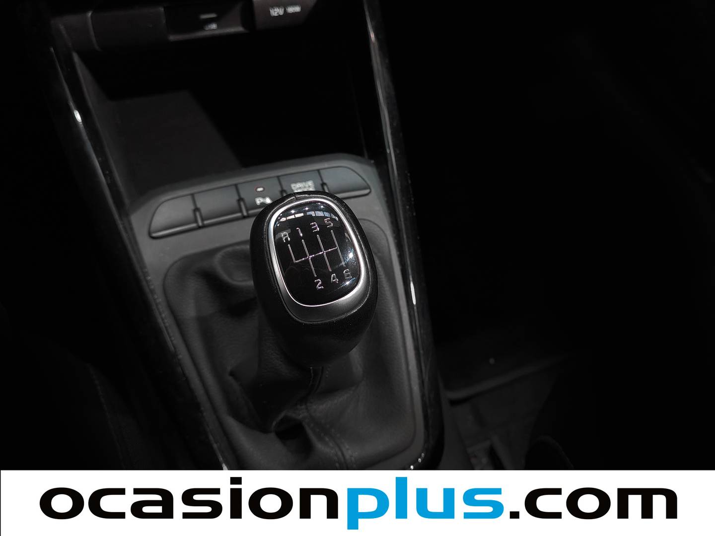 Foto KIA Stonic Kia Stonic 1.0 T-GDi MHEV Drive iMT (120 CV)