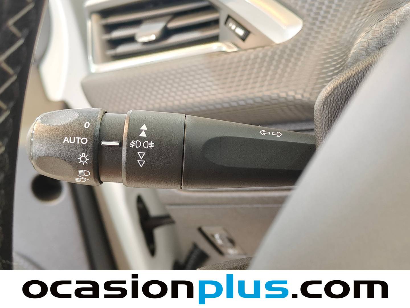 Accesorios del Peugeot 208 Peugeot 208 PureTech 82 S&S Tech Edition (82 CV)