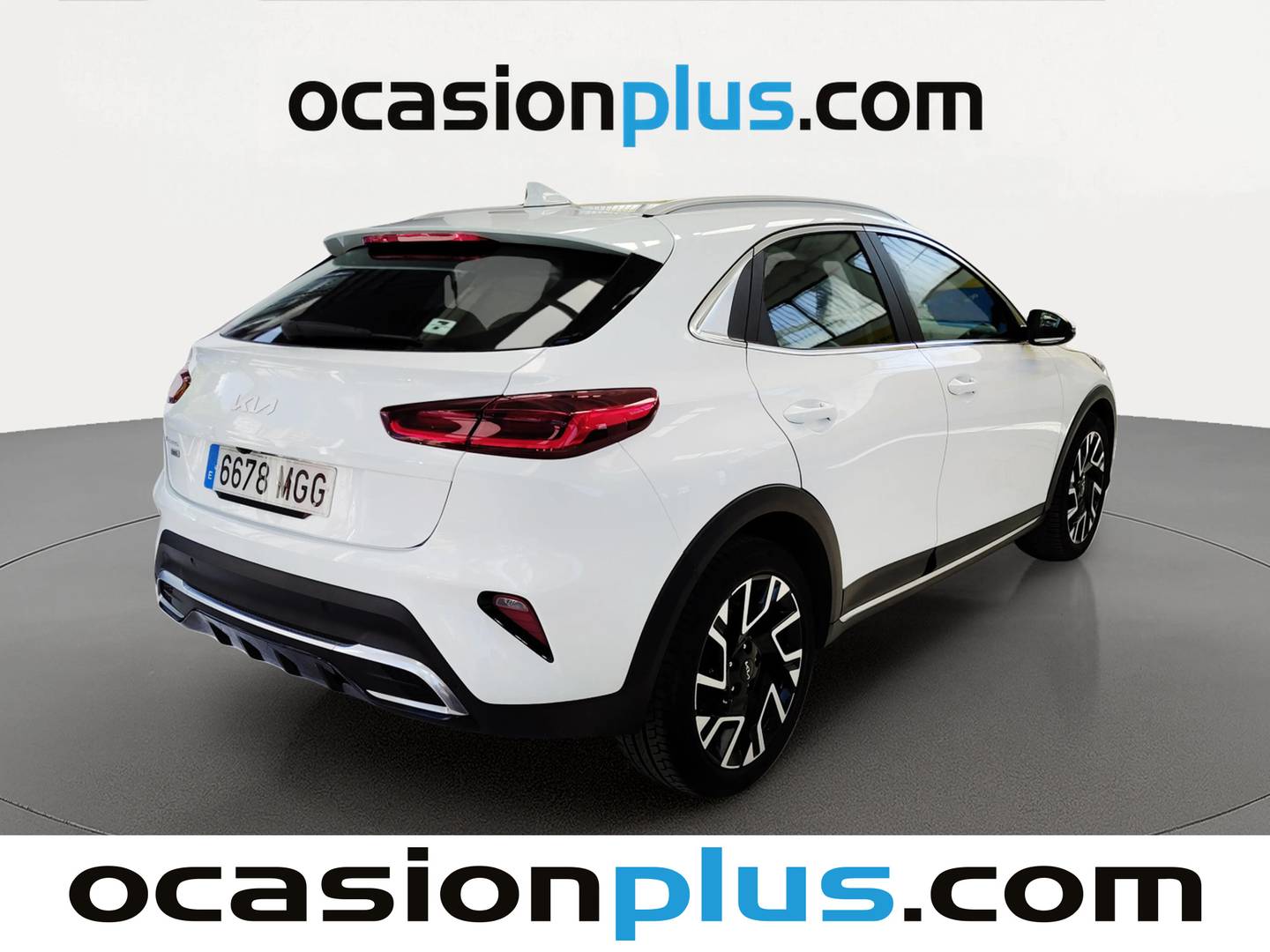 Foto trasera KIA XCeed KIA XCeed 1.5 MHEV iMT Tech 118 (160 CV) derecha
