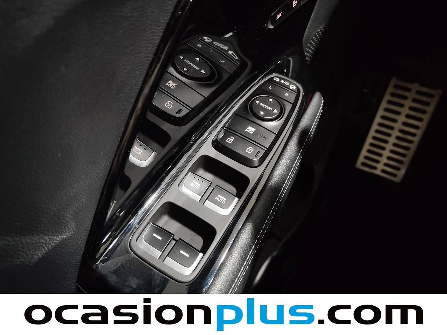 Foto KIA Niro Kia Niro 1.6 GDi HEV Emotion (141 CV)