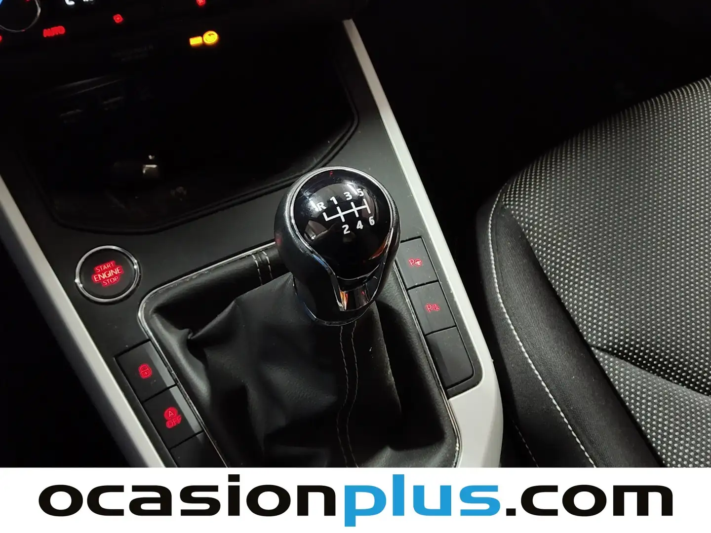 Foto Seat Arona SEAT Arona 1.0 TSI Ecomotive S&S Xcellence Edition (115 CV)