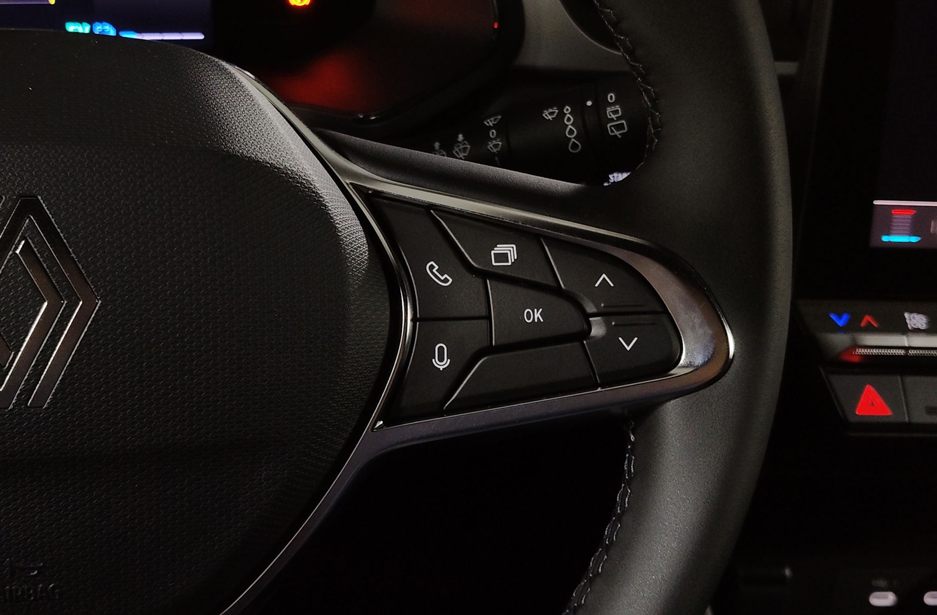 Renault Captur Evolution E-Tech full hybrid - foto 25