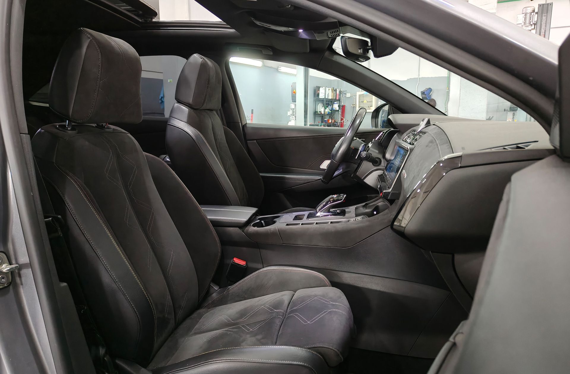 DS DS 7 Crossback E-Tense 300 Performance Line+ 4WD - foto 22