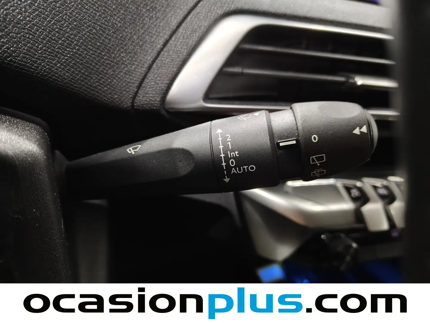 Foto Peugeot 3008 Peugeot 3008 130 S&S Active 96 kW (130 CV)